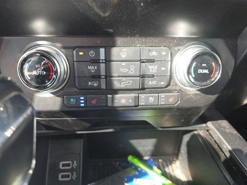 Used 2020 Ford F150 Lariat w/ Equipment Group 502A Luxury AWD/4WD image 15