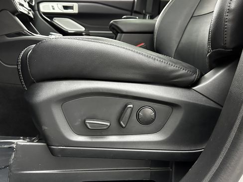 Used 2023 Ford Explorer ST w/ Equipment Group 401A image 15
