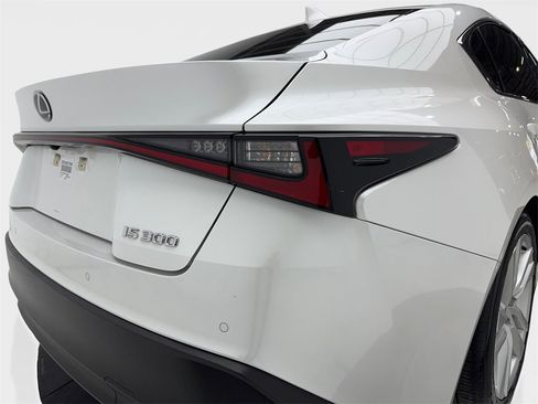 Used 2023 Lexus IS 300 300 CAM,SUNROOF,CLMT STS,BLIND image 9