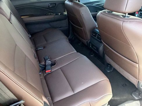 Certified 2024 Honda Passport EX-L image 23