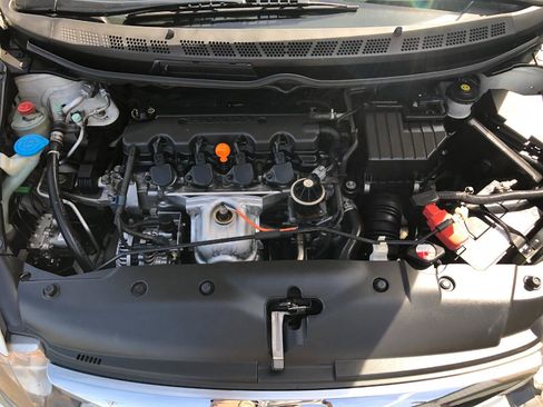Used 2010 Honda Civic LX image 25