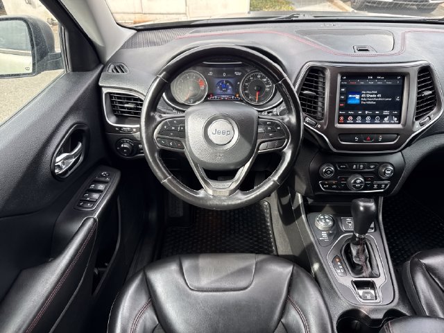 Used 2021 Jeep Cherokee Trailhawk w/ Trailer Tow Group AWD/4WD image 29