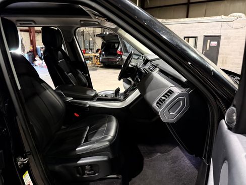 Used 2020 Land Rover Range Rover Sport HSE AWD/4WD image 26