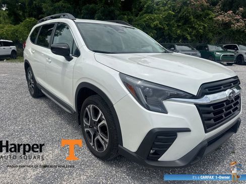 Used 2024 Subaru Ascent Limited w/ Technology Package AWD/4WD image 7