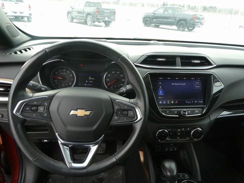 Used 2023 Chevrolet TrailBlazer ACTIV w/ Sun and Liftgate Package image 4
