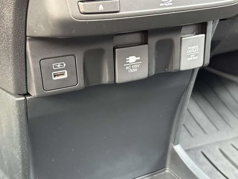 Used 2023 Honda Odyssey Touring image 16