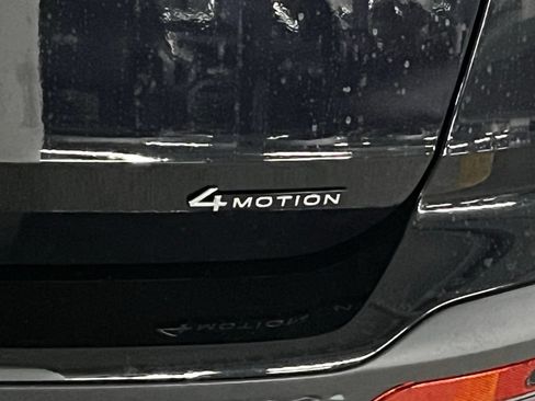 New 2026 Volkswagen Taos SE AWD/4WD image 32