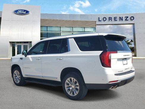 Used 2025 GMC Yukon Denali RWD image 7