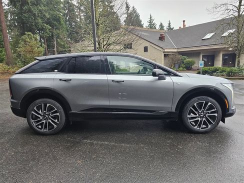 New 2026 Cadillac Optiq Sport 1 image 6