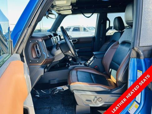 Used 2023 Ford Bronco Outer Banks image 3