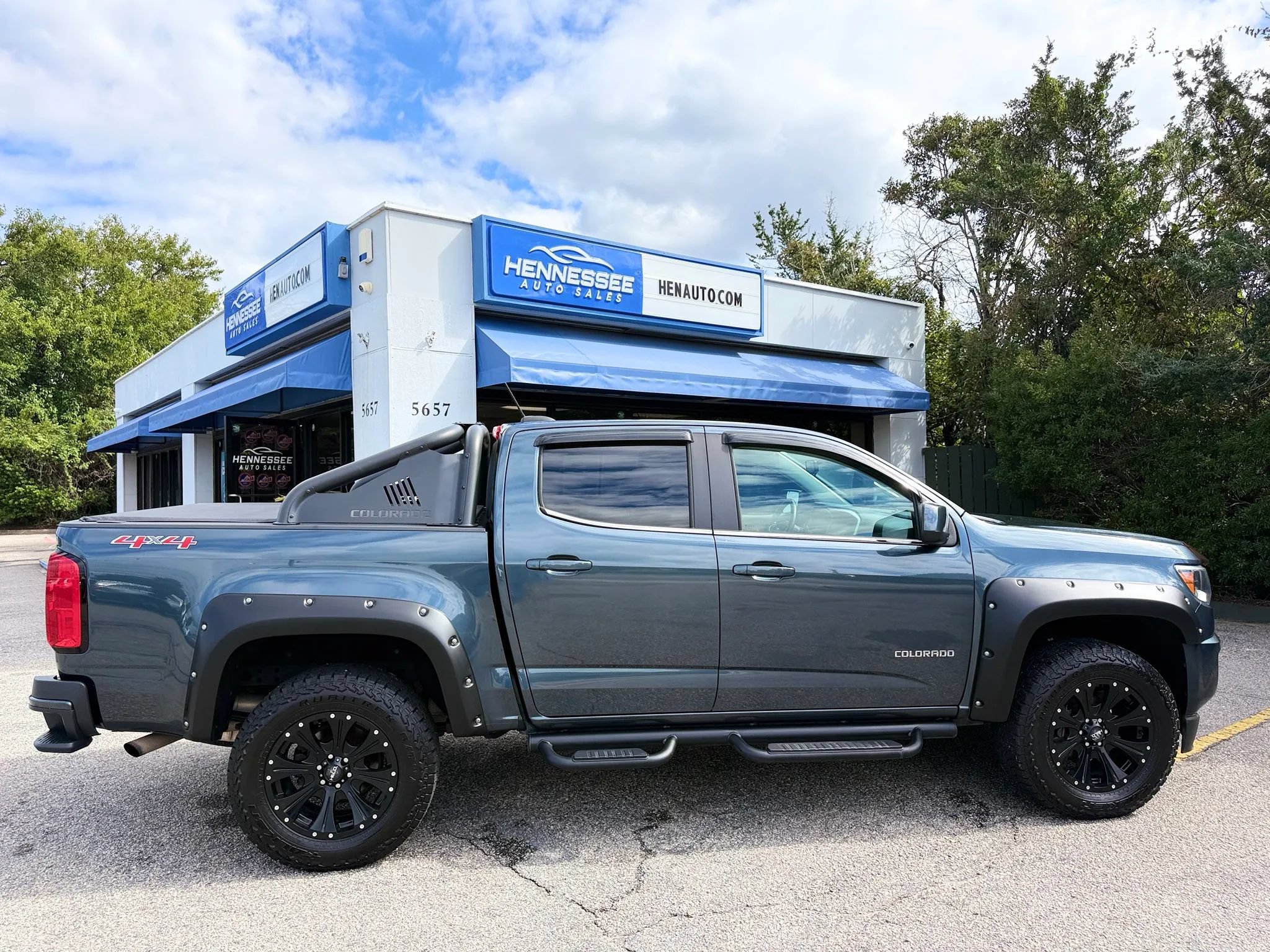 Used 2019 Chevrolet Colorado LT w/ LT Convenience Package AWD/4WD image 22