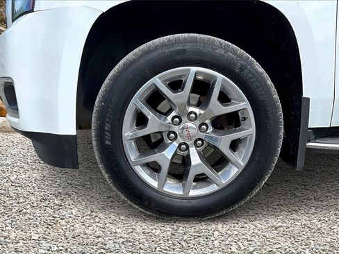 Used 2016 GMC Yukon SLT w/ Open Road Package image 9