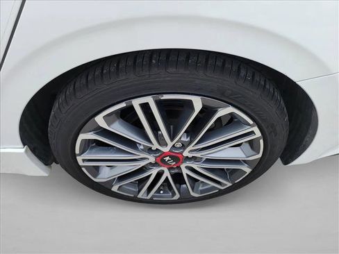 Used 2021 Kia Forte GT w/ GT2 Package FWD image 12