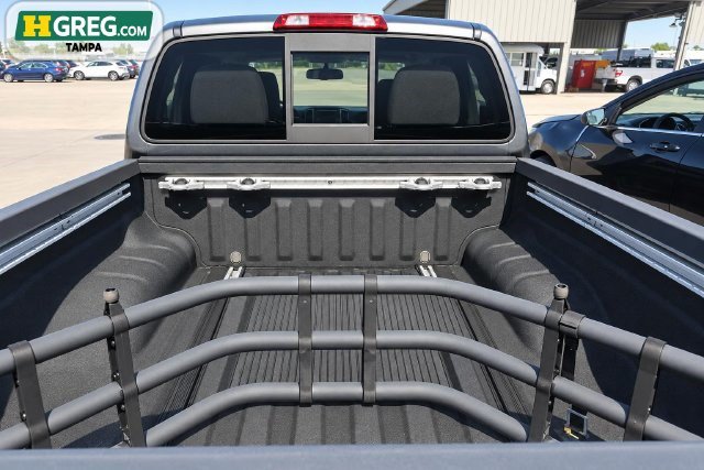 Used 2020 Nissan Frontier SV w/ Midnight Edition Floor Mats RWD image 17