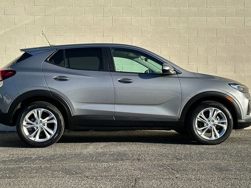 Used 2023 Buick Encore GX Preferred w/ Cold Weather Comfort Package image 3