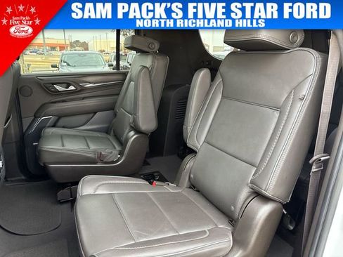 Used 2023 GMC Yukon XL Denali image 30