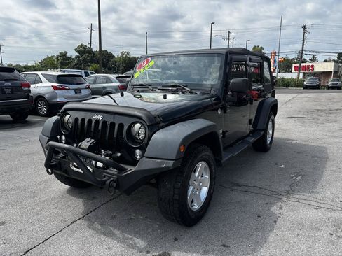 Used 2014 Jeep Wrangler Unlimited Sport w/ Quick Order Package 24S AWD/4WD image 7