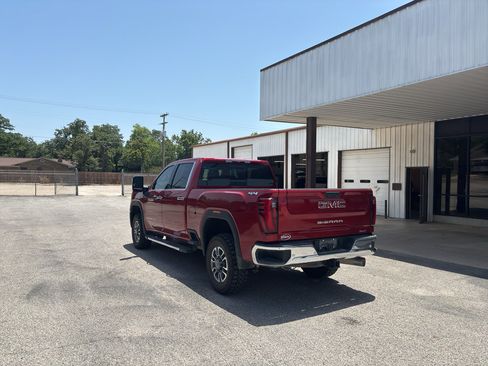 Used 2024 GMC Sierra 2500 SLT w/ SLT Premium Package AWD/4WD image 7