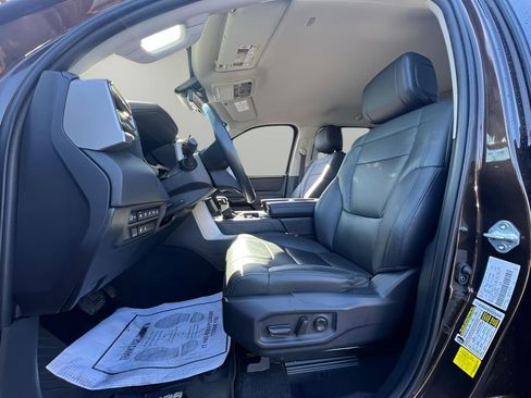 Used 2024 Toyota Tundra Limited image 15