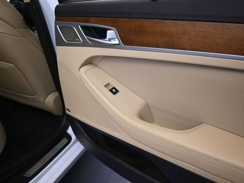 Used 2018 Genesis G80 3.8 w/ Option Group 03 image 18