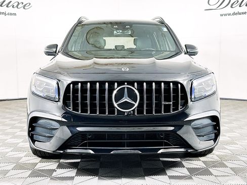 Used 2022 Mercedes-Benz GLB 35 AMG 4MATIC image 2
