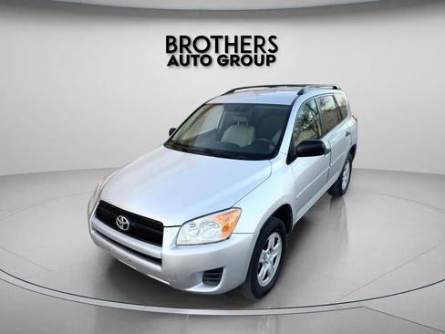 Used 2011 Toyota RAV4 2WD w/ Base L4 Extra Value Pkg image 5
