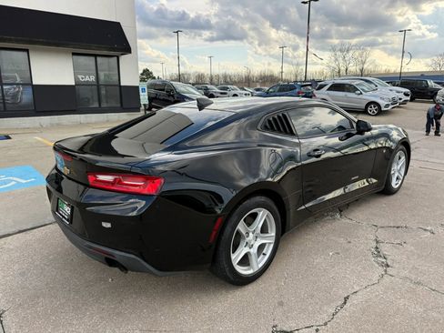 Used 2017 Chevrolet Camaro LT w/ Technology Package image 14