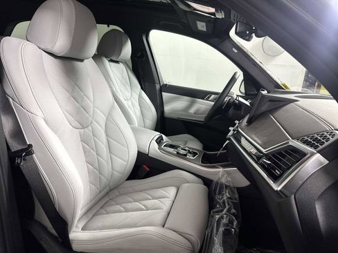 New 2026 BMW X5 xDrive40i w/ Executive Package image 21