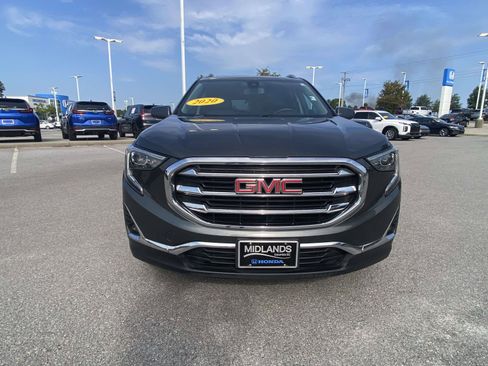 Used 2020 GMC Terrain SLT w/ Preferred Package FWD image 2