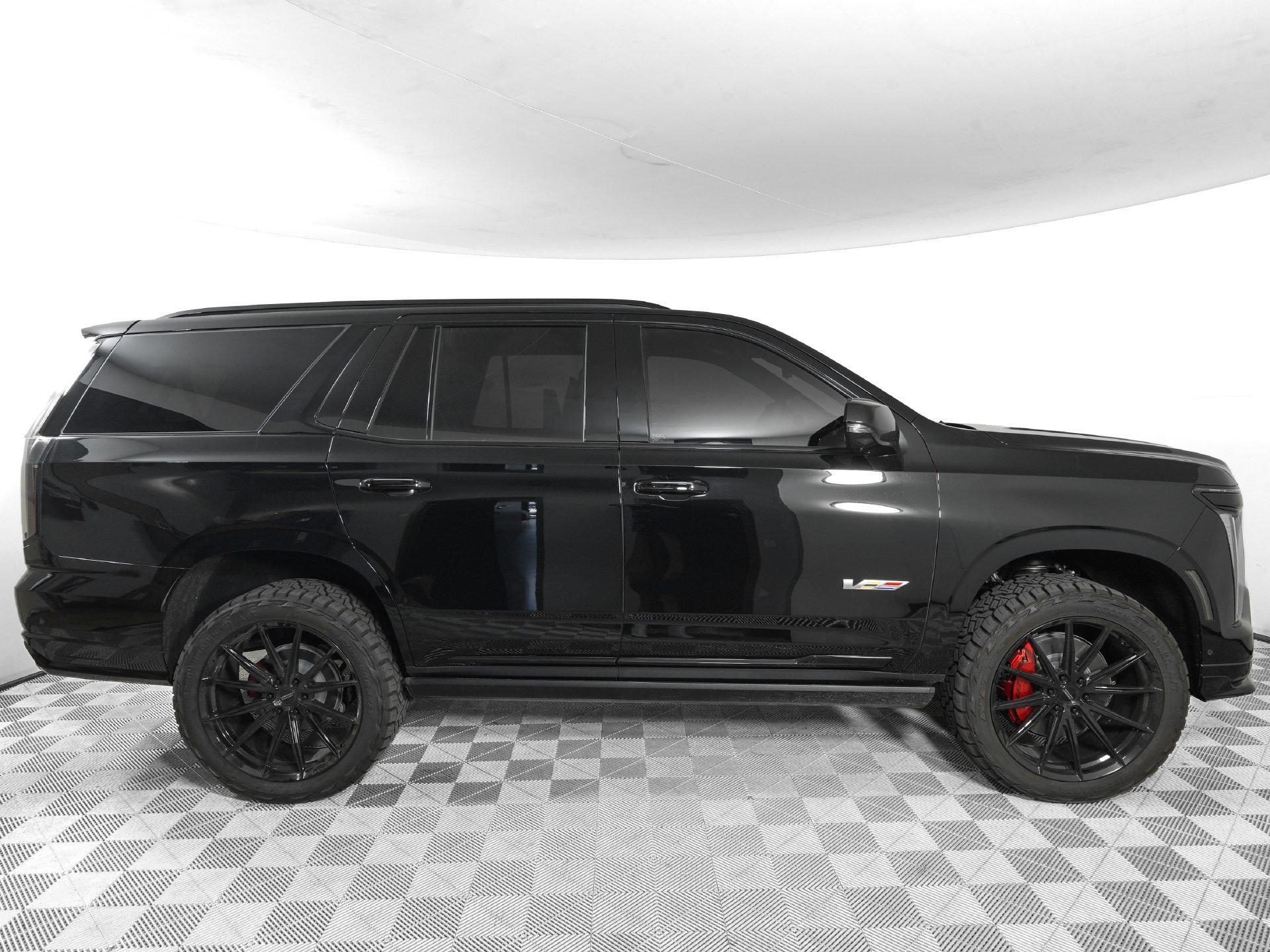 Used 2026 Cadillac Escalade V AWD/4WD image 4