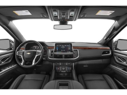 Used 2022 Chevrolet Suburban LT AWD/4WD image 11
