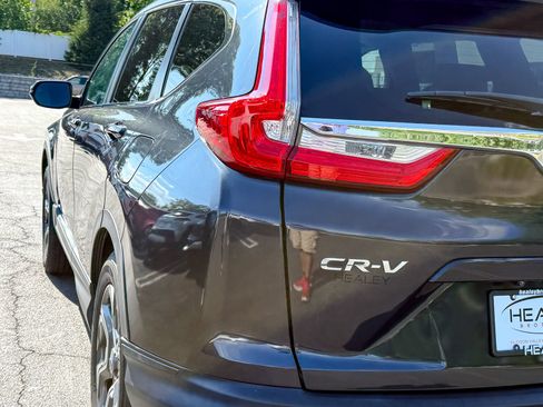 Used 2017 Honda CR-V EX image 9