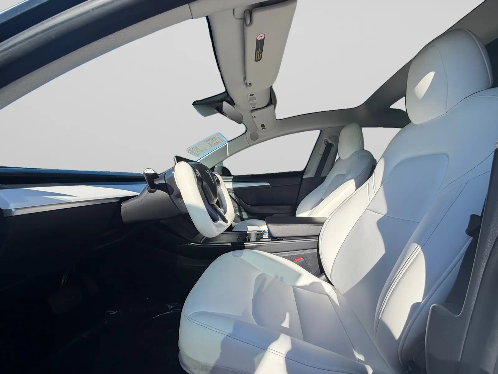 Used 2021 Tesla Model 3 Standard Range Plus RWD image 16