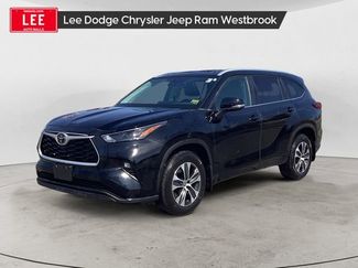 Used 2023 Toyota Highlander XLE video 1