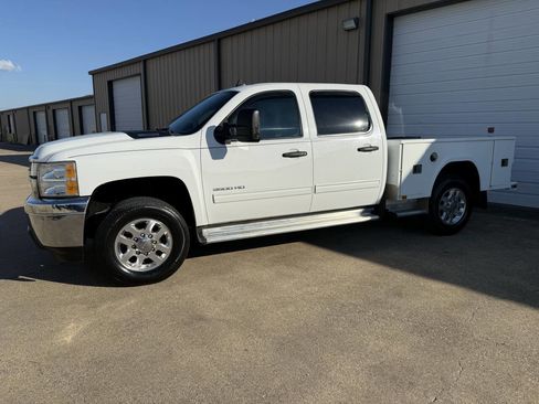 Used 2013 Chevrolet Silverado 3500 LT w/ Convenience Package image 13