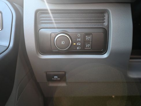 New 2026 Ford F550 2WD Regular Cab Super Duty image 10