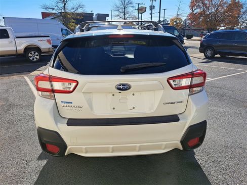 Used 2019 Subaru Crosstrek 2.0i Premium w/ Eyesight System image 5