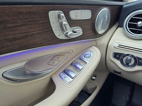 Used 2021 Mercedes-Benz C 300 4MATIC Sedan image 42