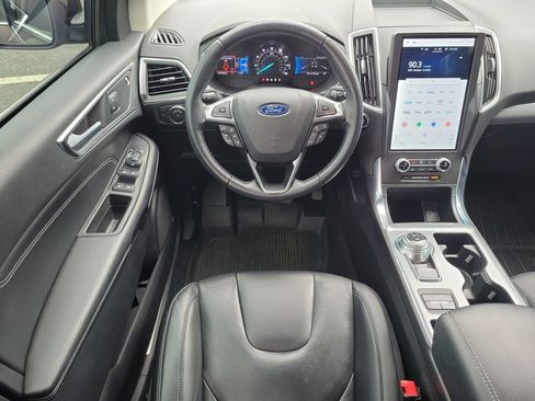 Used 2021 Ford Edge Titanium w/ Equipment Group 301A AWD/4WD image 13