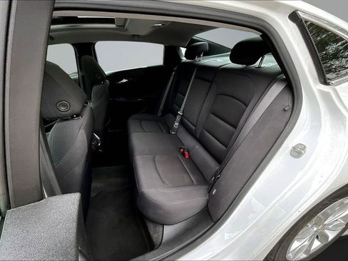 Used 2024 Chevrolet Malibu LT FWD image 21