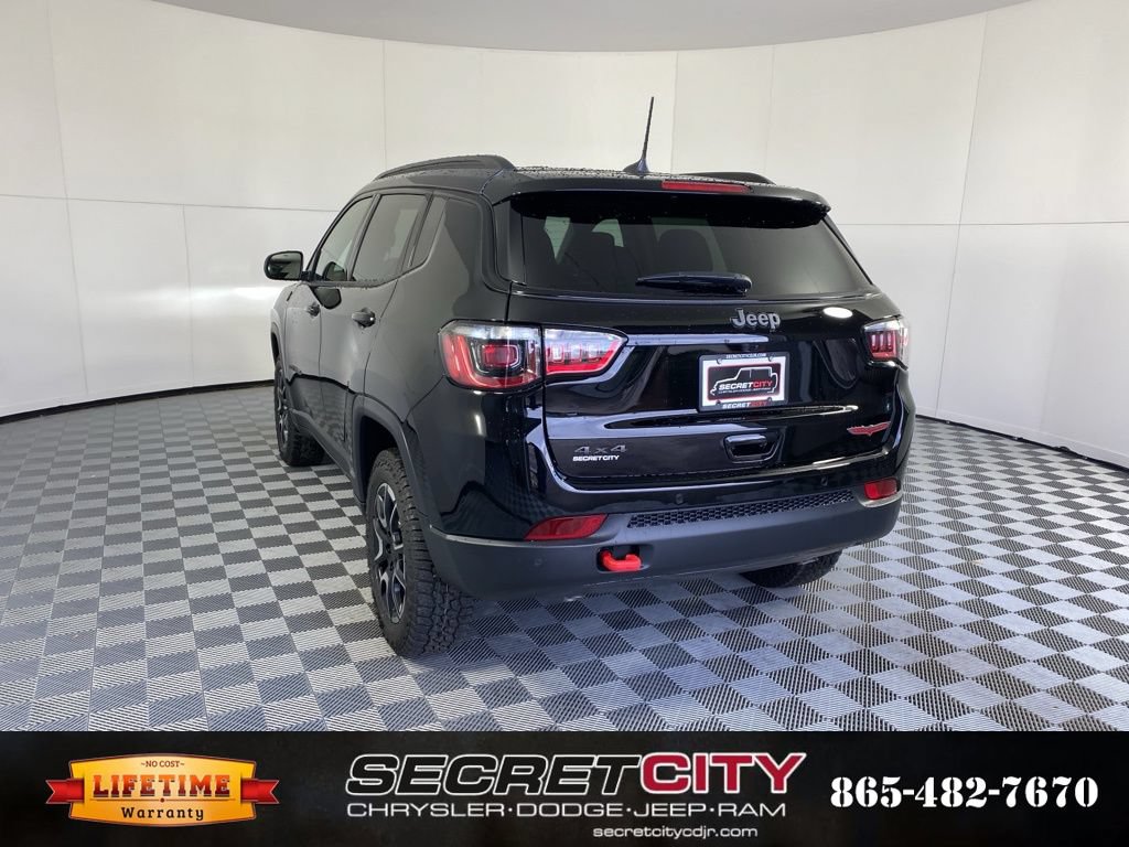 New 2026 Jeep Compass Trailhawk AWD/4WD image 5