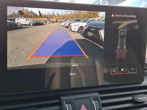 Used 2023 Audi Q5 2.0T Premium w/ Convenience Package image 13