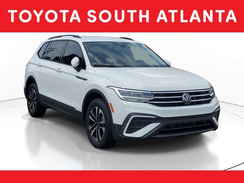 Used 2024 Volkswagen Tiguan S FWD image 1