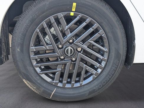 New 2026 Nissan Sentra SV w/ SV Convenience Package FWD image 9