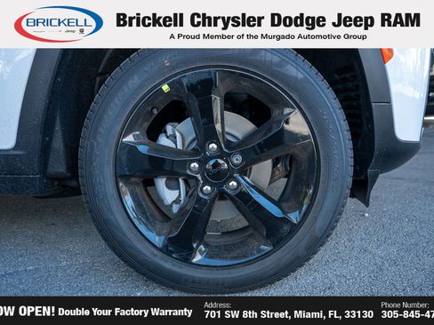 New 2026 Jeep Grand Cherokee Limited w/ Limited Altitude Package RWD image 39