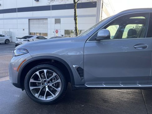 Used 2025 BMW X5 xDrive40i image 8