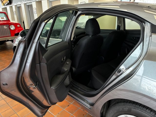 Used 2024 Nissan Sentra S FWD image 17