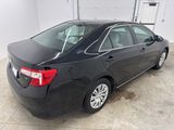 Used 2013 Toyota Camry LE image 5