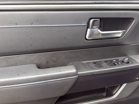 Used 2023 Toyota Sequoia Platinum AWD/4WD image 10