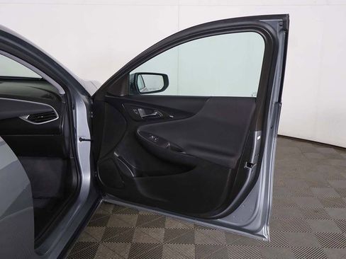 Used 2023 Chevrolet Malibu LT FWD image 19